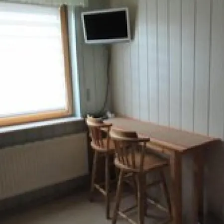 Waldresidenz Ferienzimmer Nord * Neubrandenburg