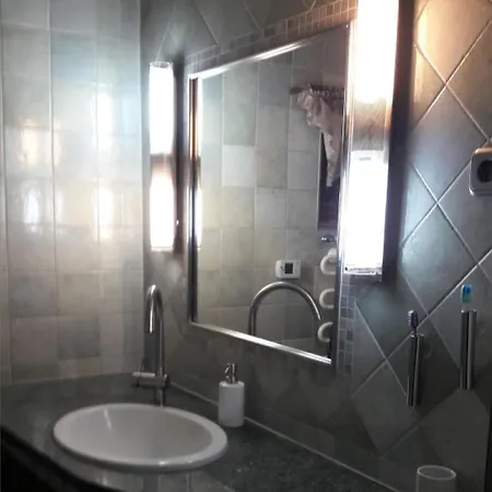 Waldresidenz Ferienzimmer Nord Apartamento Neubrandenburg